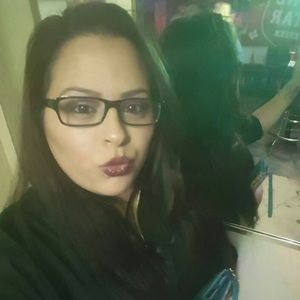 Meet your Posher, Ramona